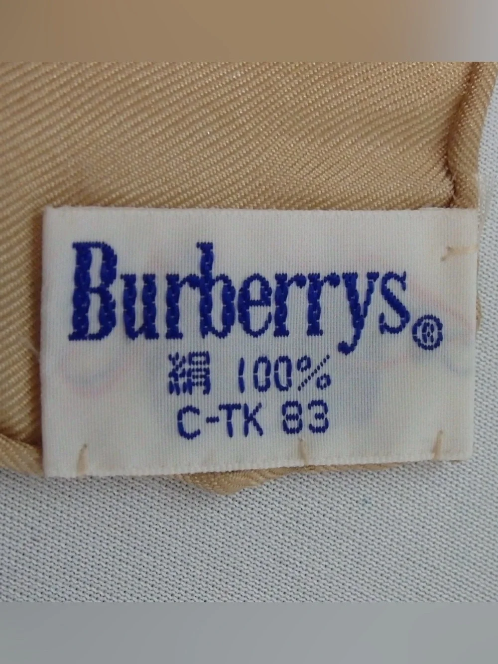 BURBERRYS Silk Scarf 😍🔥